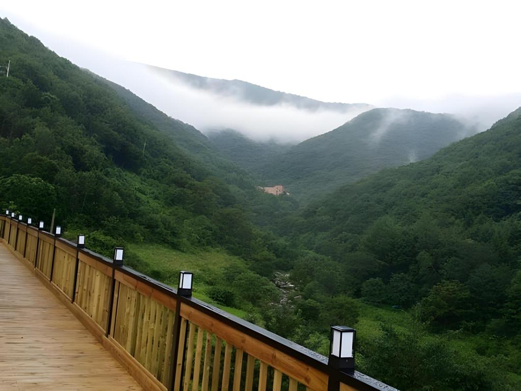 Best Hotels in Ulsan, South Korea – Byeolcheonji Pension Review
