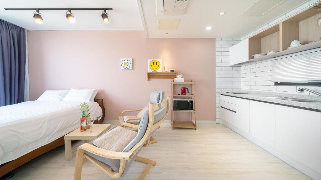 Best Hotels in Goseong (Gangwon-do), South Korea – Goseong Littlesquare Oceanview Pension Review