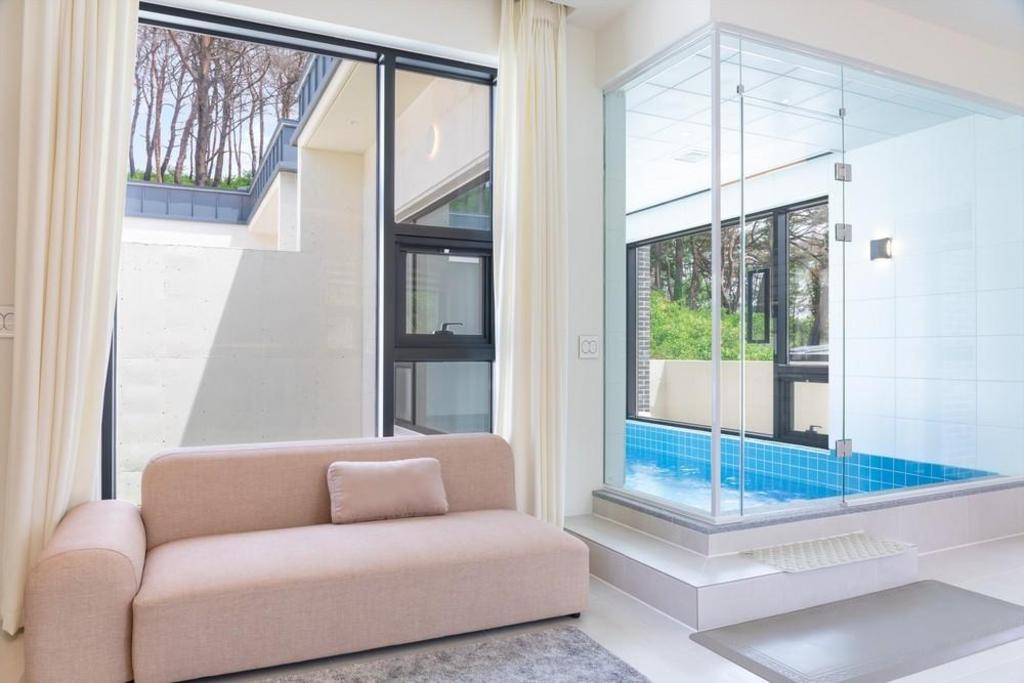 Best Hotels in Gangneung, South Korea – Land Ruhe Pension Review