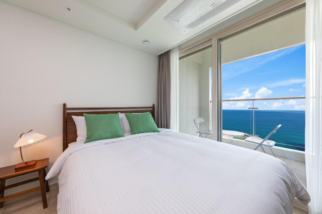 Best Hotels in Sokcho, South Korea – Summit Bay Le Ciel Review