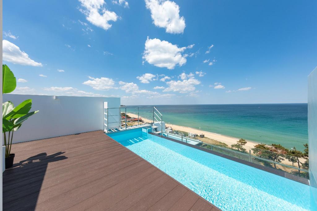Best Hotels in Gangneung, South Korea – La Mia Casa Pool Villa Review