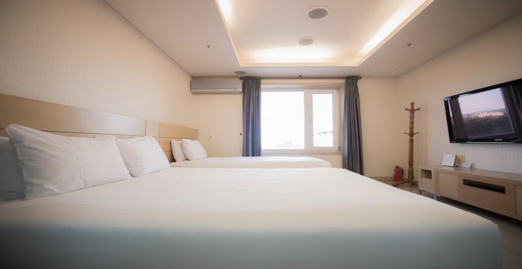 더 마레보 image
