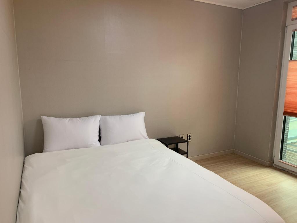 제주 시내에 펜션형 테라스힐 with 야외데크 image