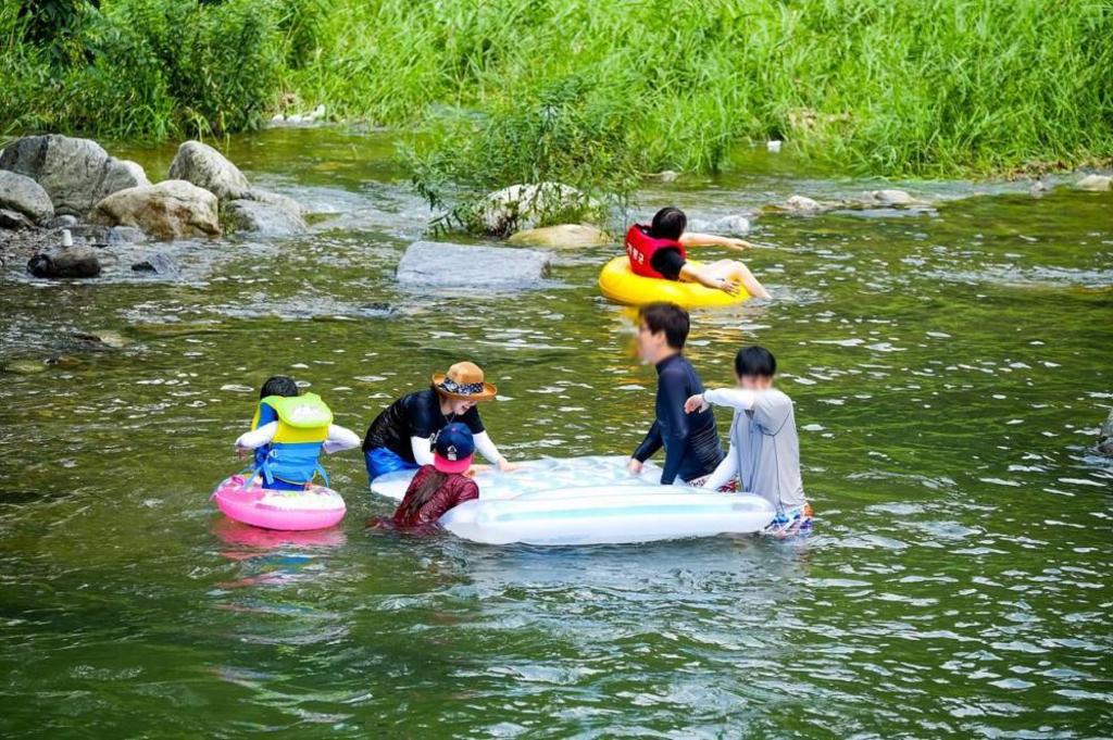 엘르 펜션 image