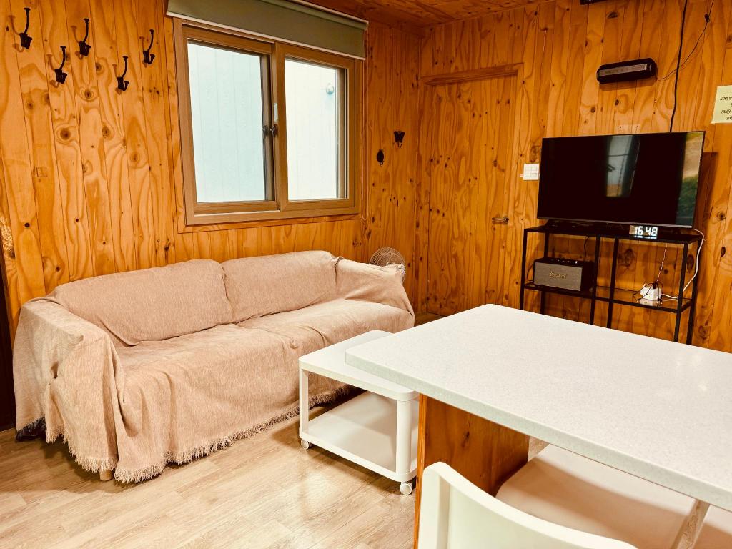 고한읍의 프라이빗 하우스 (56m², 침실 2개, 프라이빗 욕실 1개) image