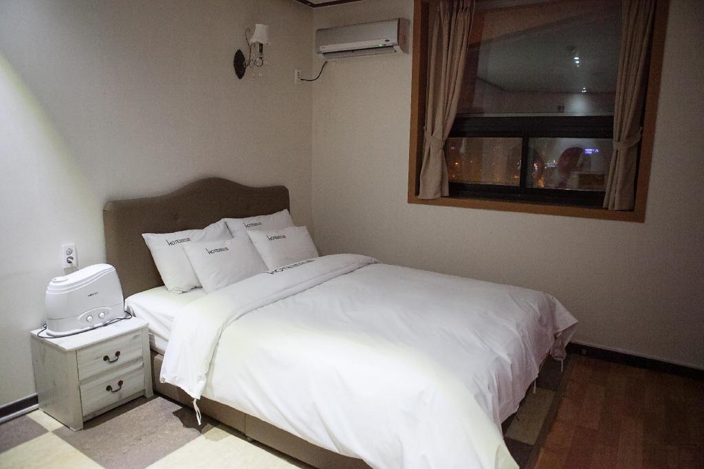 산리지 호텔 image