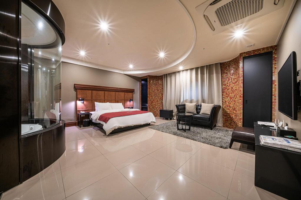 호텔 플로체 image
