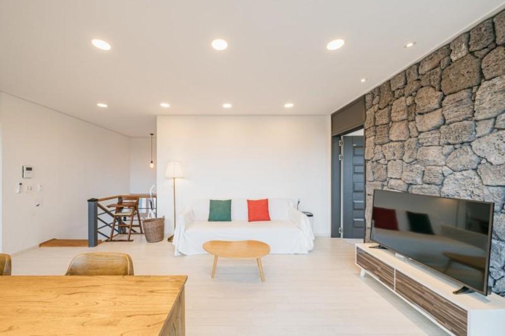 포니 제주 image