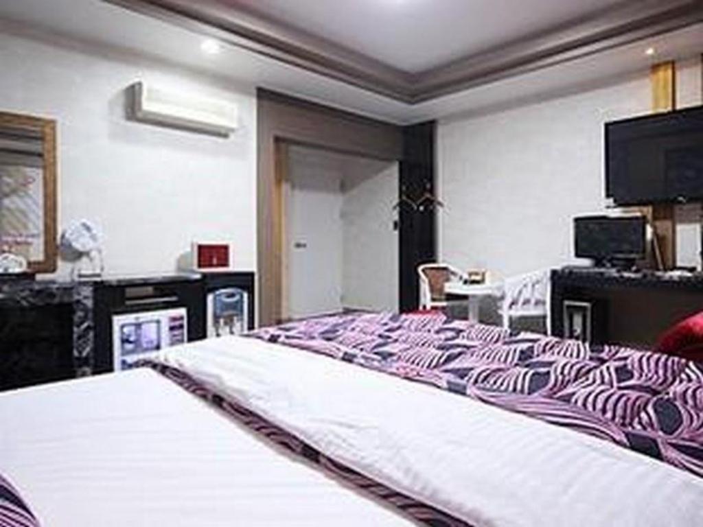 구미 큐나인 모텔 image