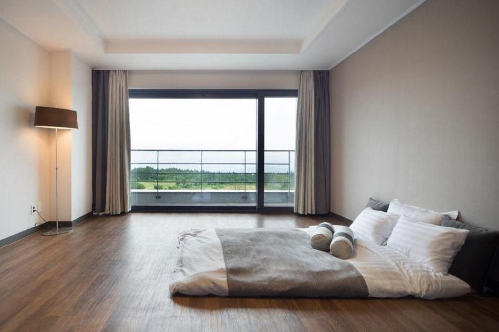 루체빌 image