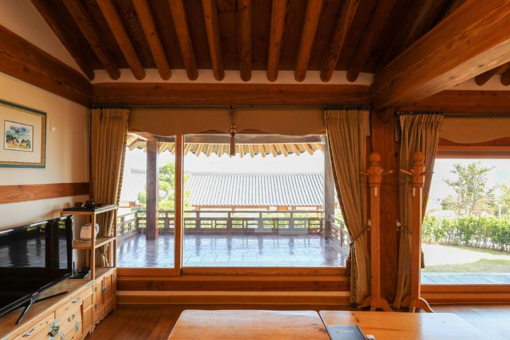 Hanok Hotel Odongjae image