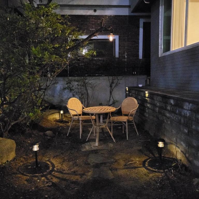 홍대의 프라이빗 하우스 (200m², 침실 1개, 프라이빗 욕실 1개) image