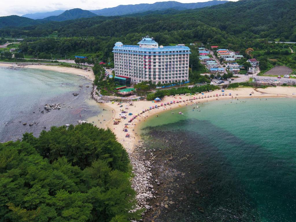 금강산 콘도 image