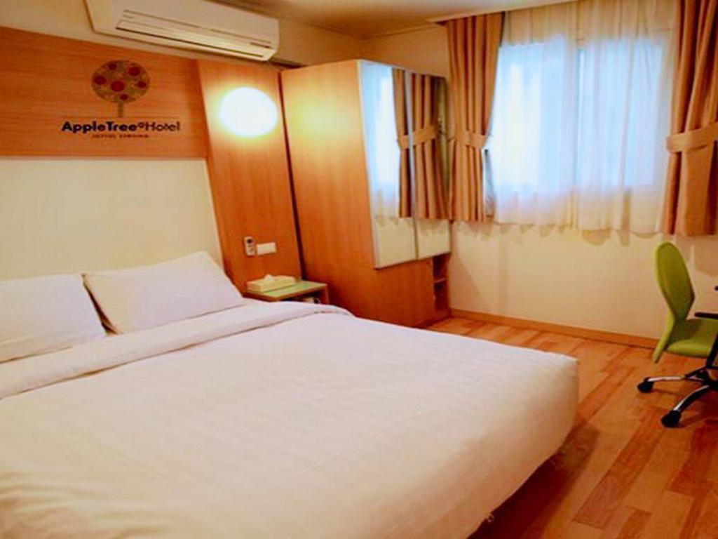 Appletree Hotel image