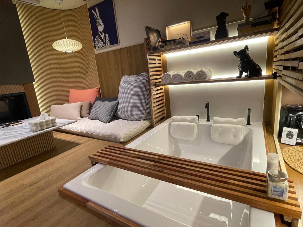 광주의 아파트먼트 (69m², 침실 1개, 프라이빗 욕실 1개) image