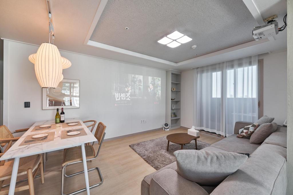 마란트 호텔 부산역 image