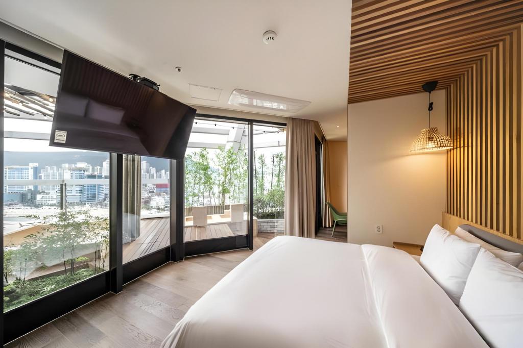 부산 광안리 오션 더 포인트 호텔 image