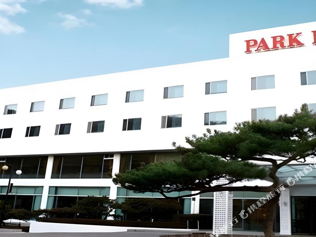 Gimcheon Park Tourist Hotel image
