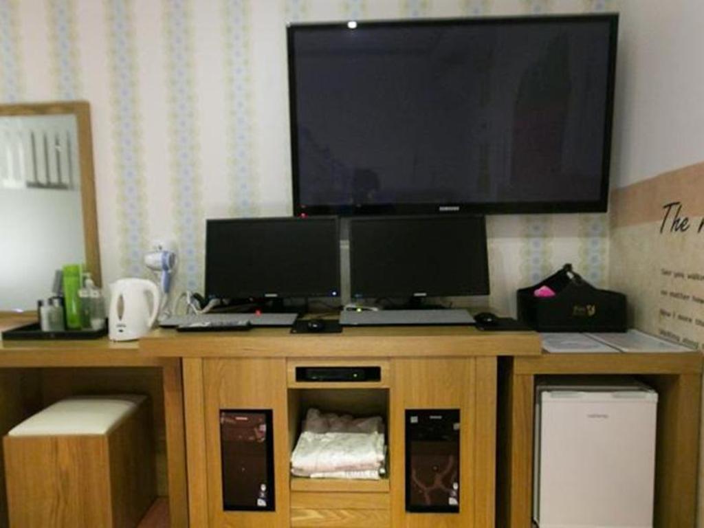 폭스 모텔 image