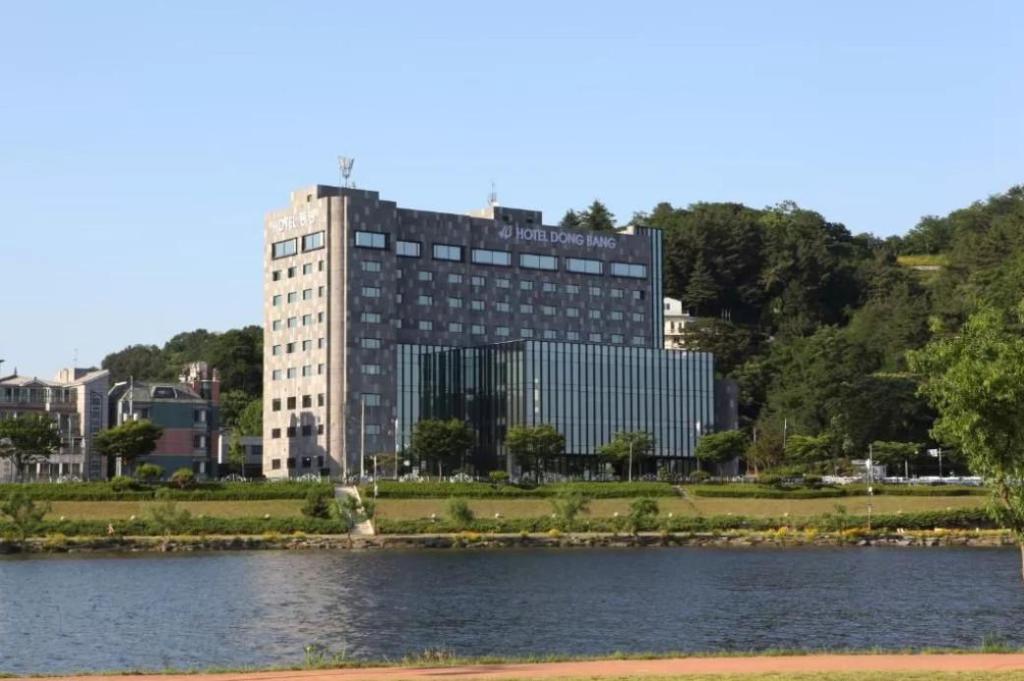 동방 호텔 image