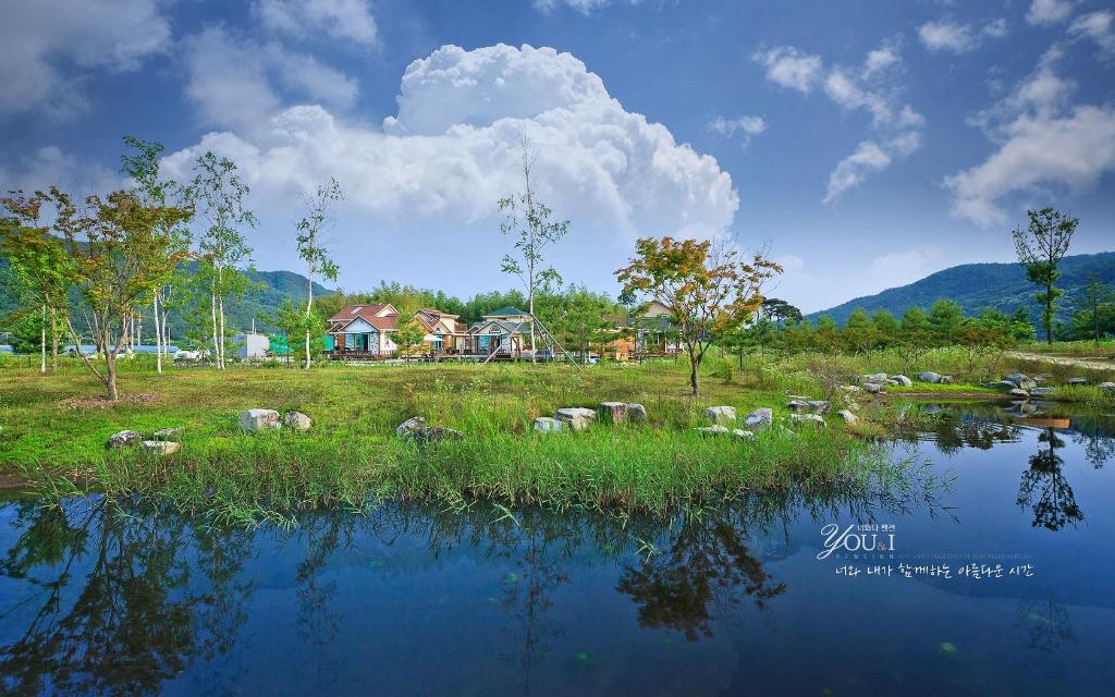 산청 너와나 펜션 image