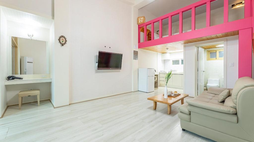 Namyangju Cozy Hill Spa Pension image