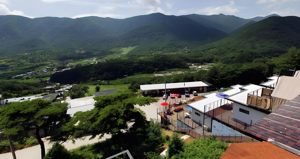 산청 지리산노을 펜션 image