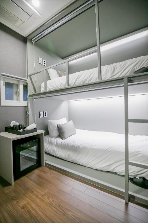 필스테이 명동스테이션 image