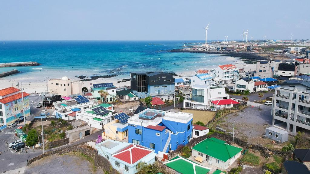 제주 터낭하우스 펜션 image