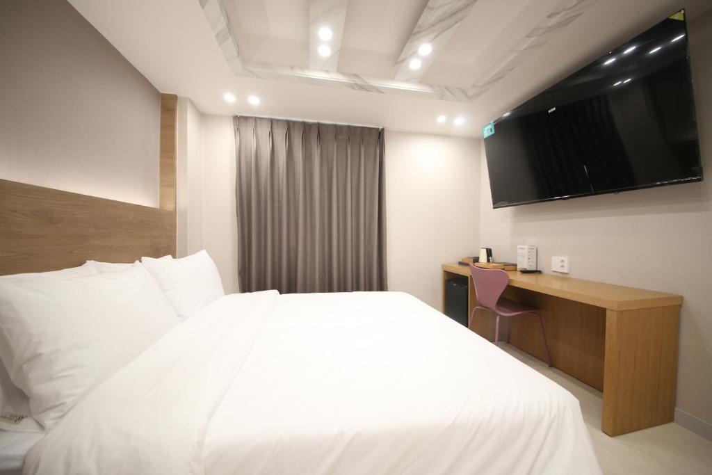 CalmRest Masan image