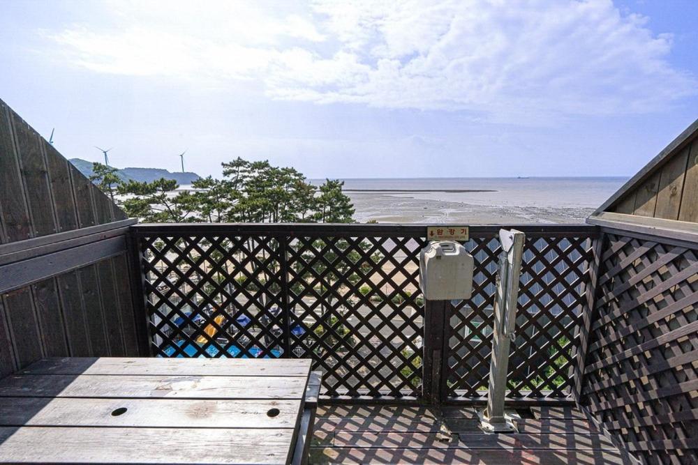 영흥도 해송 펜션 image