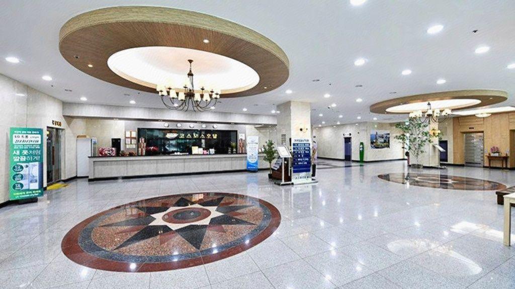 Cosmos Hotel image