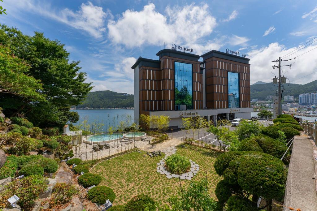 Best Hotels in Geoje, South Korea – Denbasta Ryokan Hotel Review