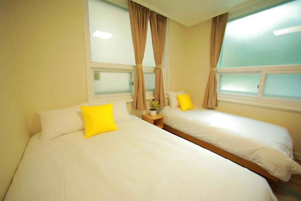 Best Hotels in Seoul, South Korea – Slow Vibe Myeongdong Review