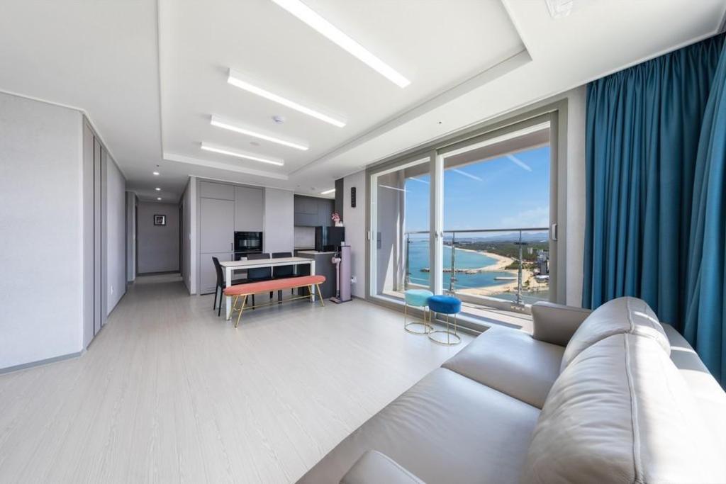 Best Hotels in Gangneung, South Korea – The Gangneung Ocean Stay Part 5 Review