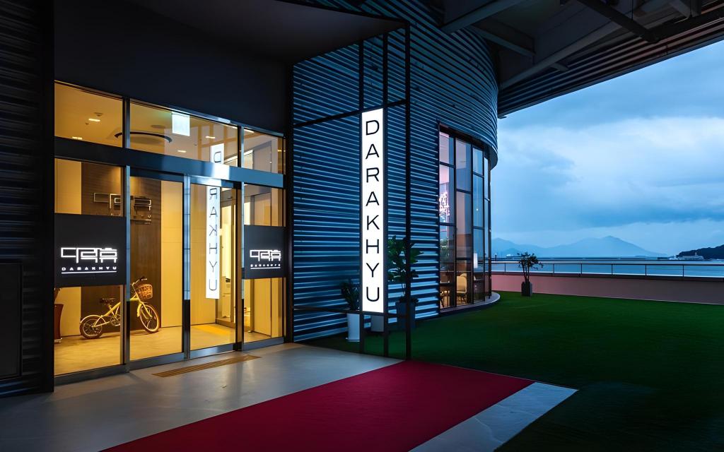 Best Hotels in Yeosu, South Korea – Darakhyu Yeosu Capsule Hotel by Walkerhill Review