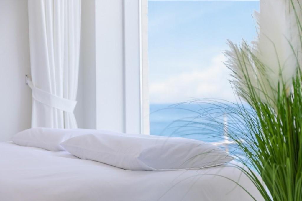 Best Hotels in Donghae, South Korea – I’m Touched By You Review
