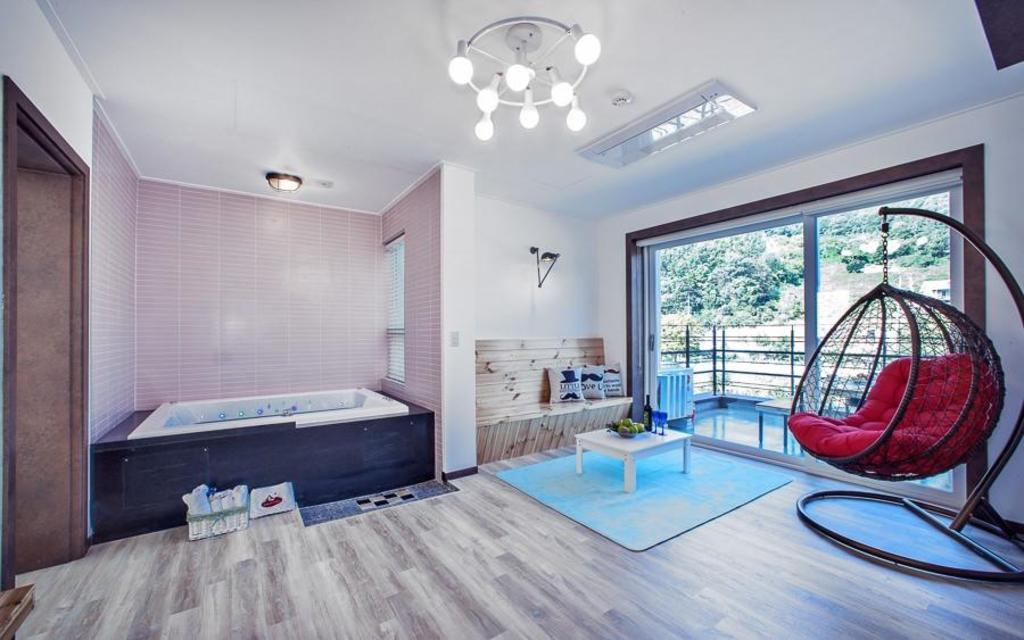 Best Hotels in Gapyeong, South Korea – Gapyeong Engelberg Pension Review