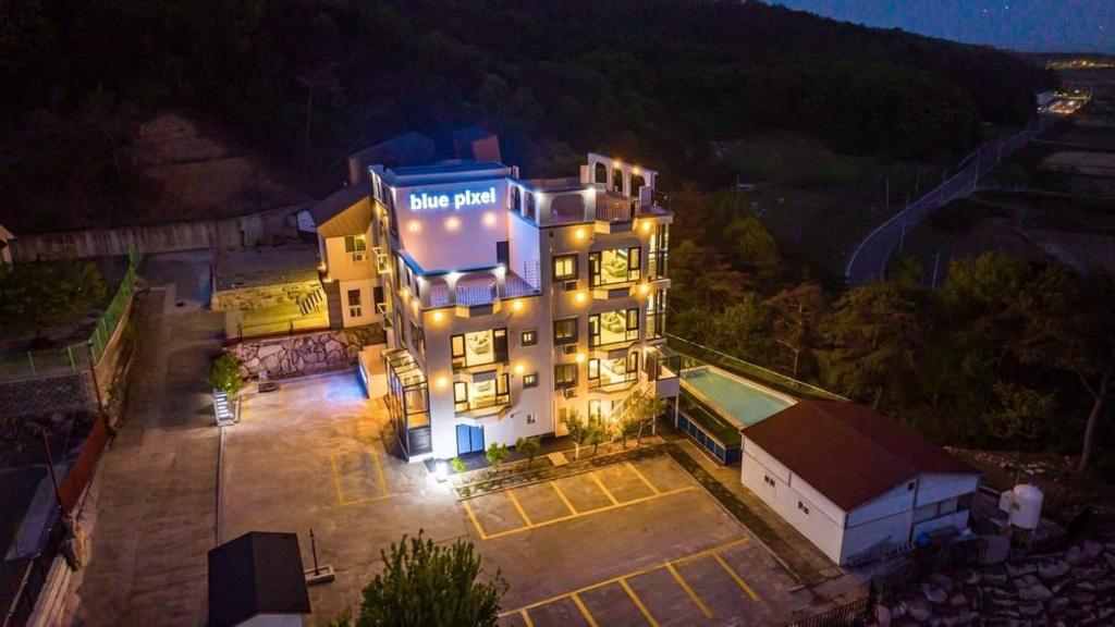 Best Hotels in Gyeongju, South Korea – Blue Pixel Stay Gyeongju Review