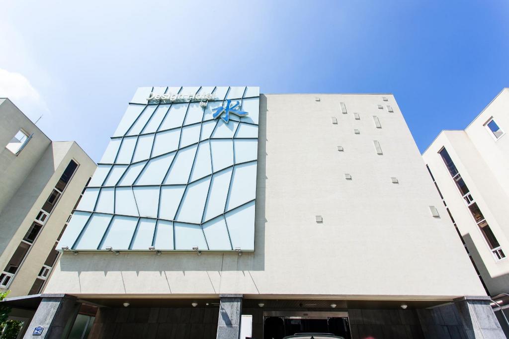 Best Hotels in Paju, South Korea – Hwaseomok Hotel Review