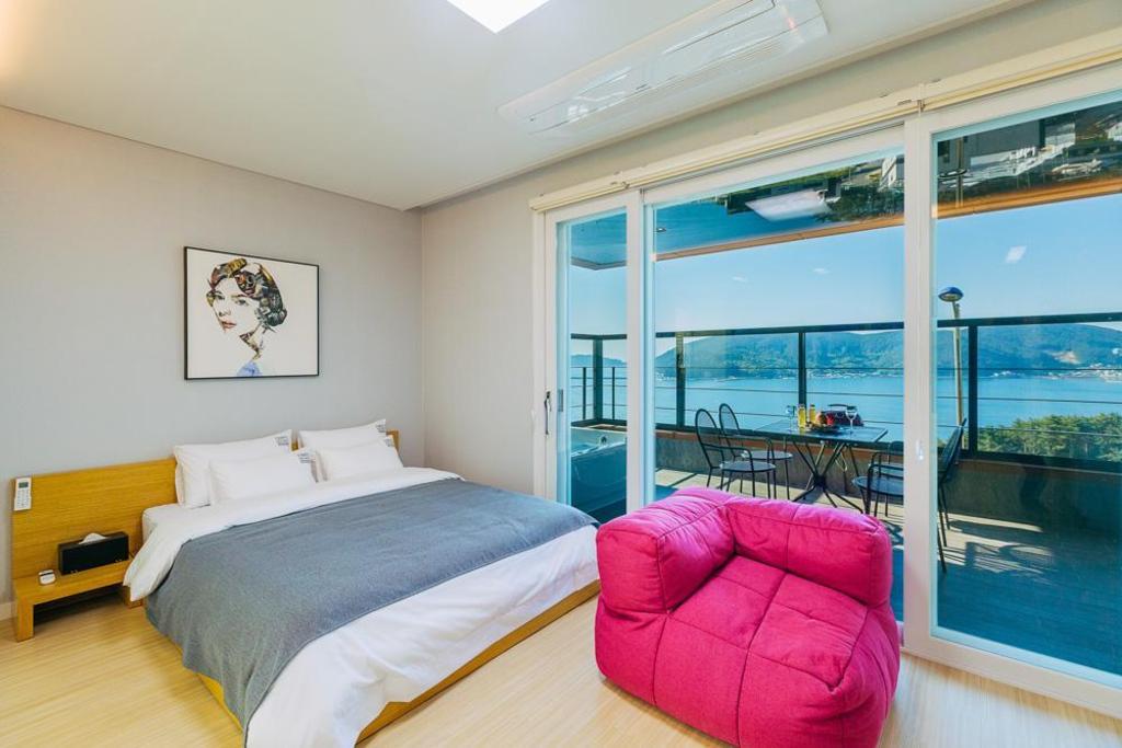 Best Hotels in Geoje, South Korea – World Palace Pension Review
