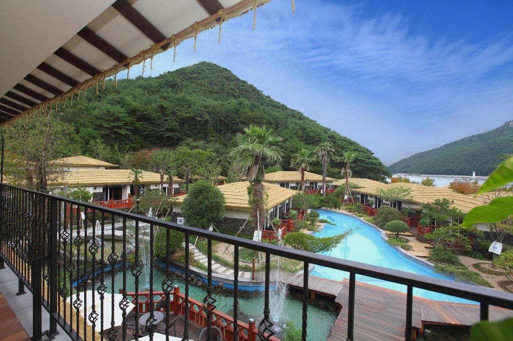 Best Hotels in Tongyeong, South Korea – Hansan Marina Resort Review
