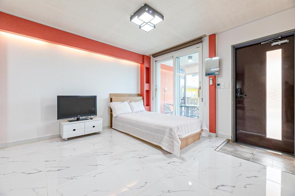 Best Hotels in Namhae, South Korea – Namhae Modern Spa Pension Review