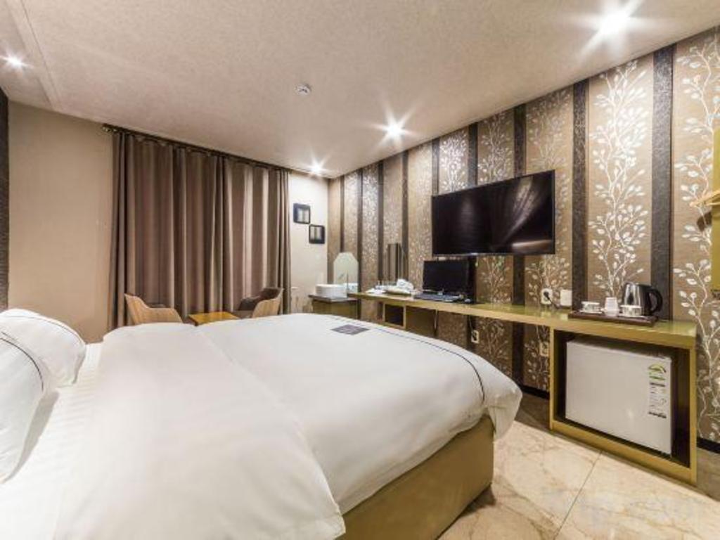 Best Hotels in Seoul, South Korea – Sillim Urban Hotel & Golf Review