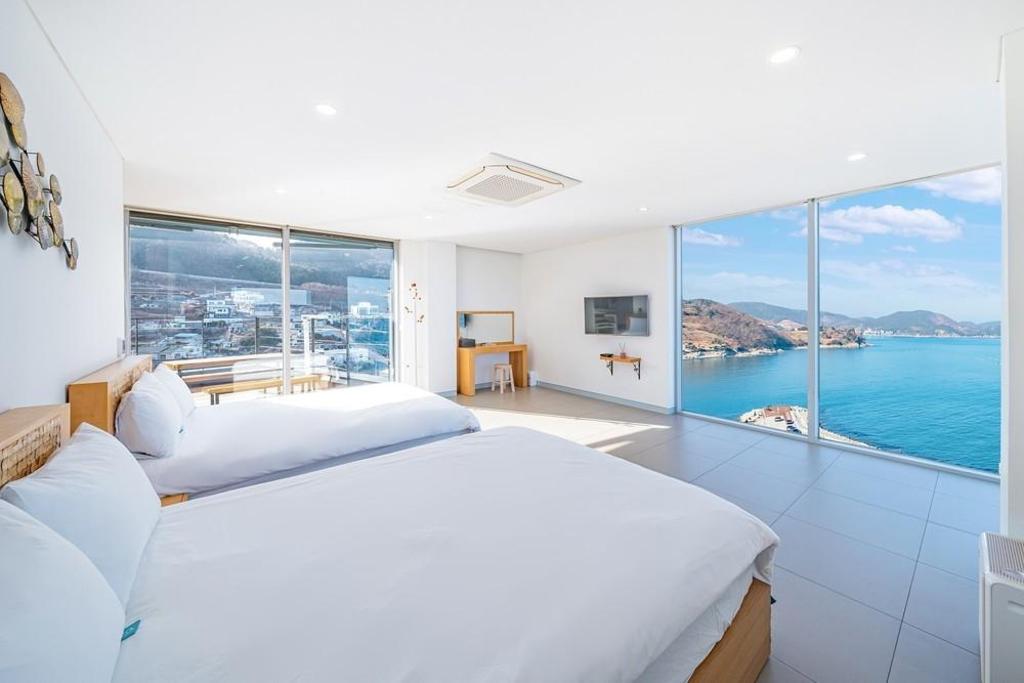 Best Hotels in Geoje, South Korea – Thoughts of Home Pension Jangmok Branch Review