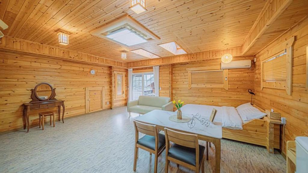 Best Hotels in Pyeongchang, South Korea – Healing Wood Pension Review