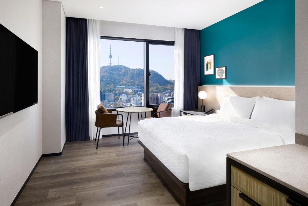 Best Hotels in Seoul, South Korea – Four Points by Sheraton Josun Seoul Myeongdong Review