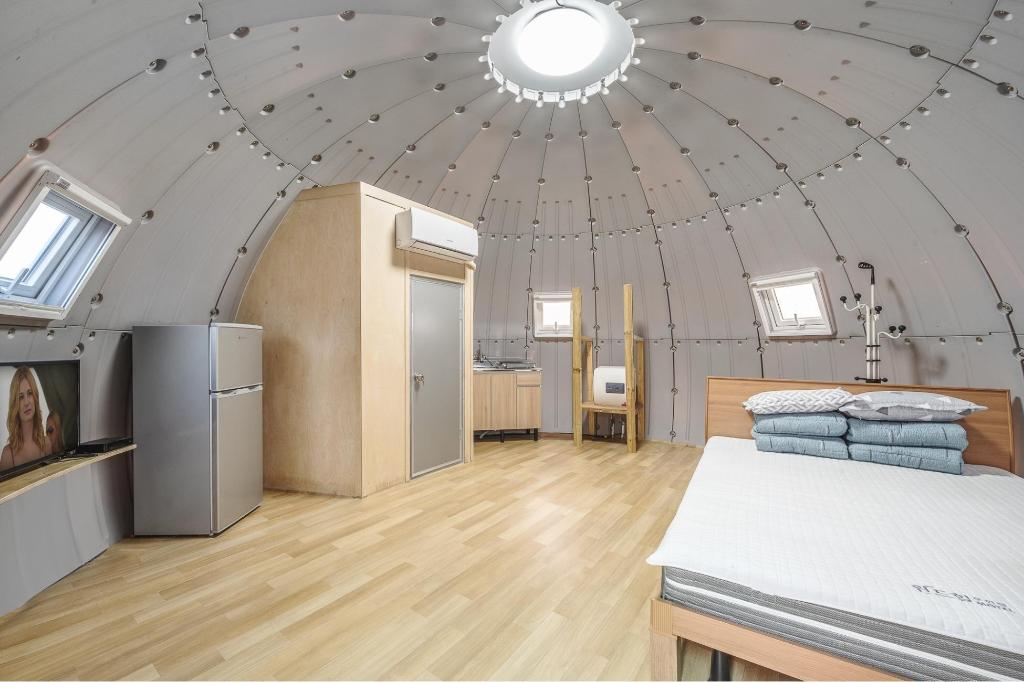 Best Hotels in Sokcho, South Korea – Goeseong Jun Camping Pension Review