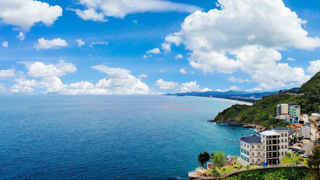 Best Hotels in Samcheok, South Korea – White Romantic Pension Review