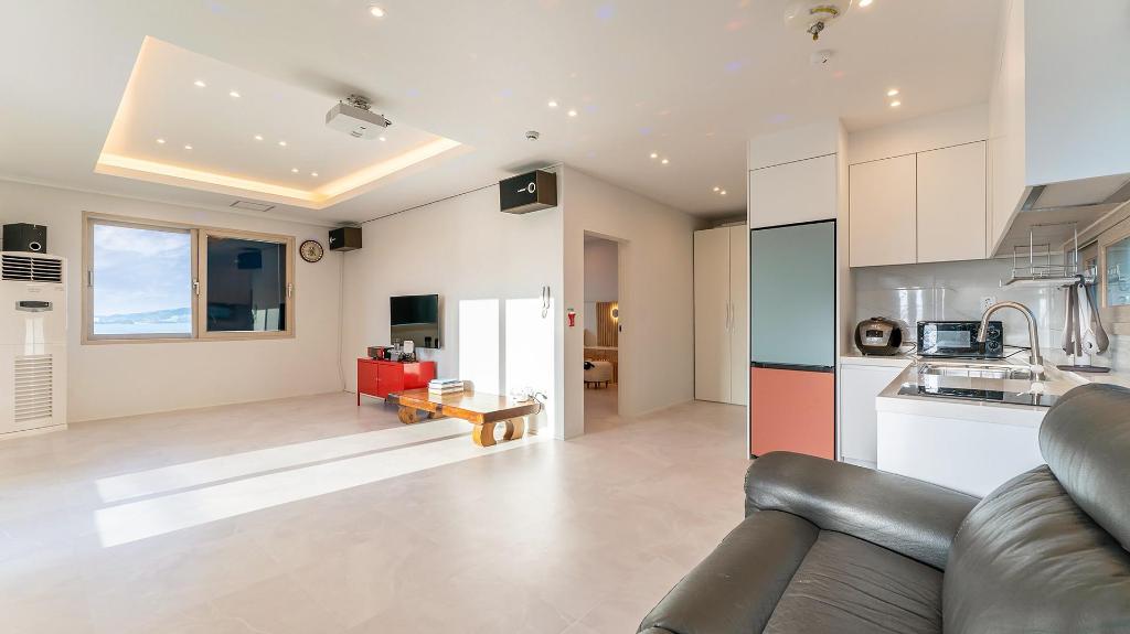 Best Hotels in Yeosu, South Korea – Yeosu Bliss Pension Review